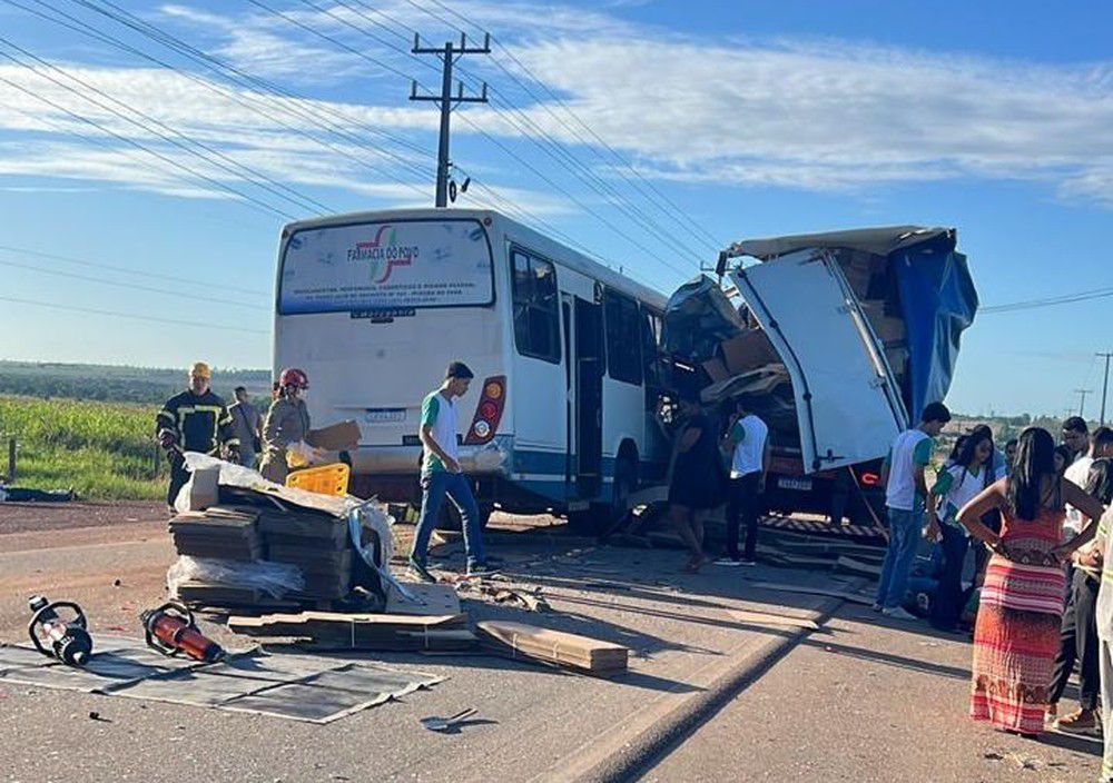Acidente Grave Deixa 18 Estudantes Feridos na PA-125 em Paragominas